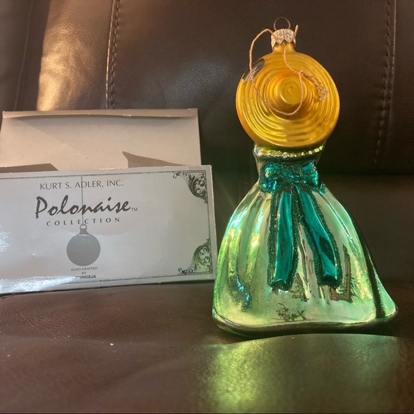 Scarlet O’Hara Ornament - Picture 3 of 3